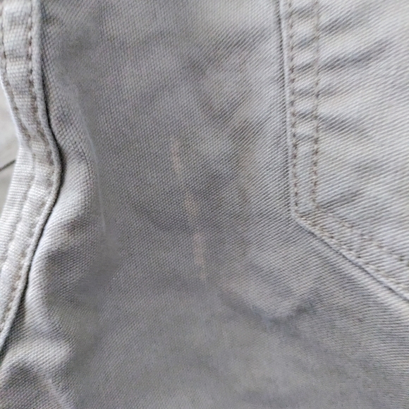 Levi's - Men's work wear, solid tan denim jeans. See pics for flaws. Size- 34x30 - Picture 10 of 12